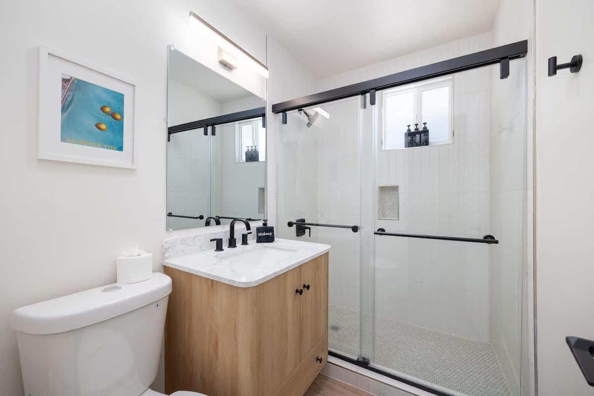 Holiday home 4 Miles To And Newly Renovated